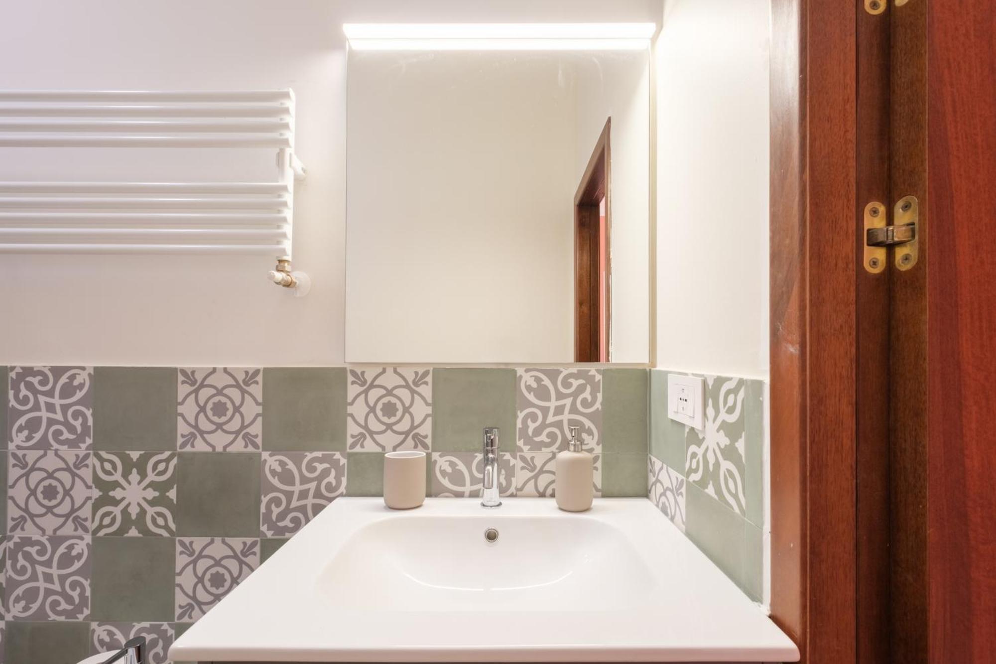 Oasis Of Tranquility Just Minutes From Downtown Apartment Bologna Bagian luar foto