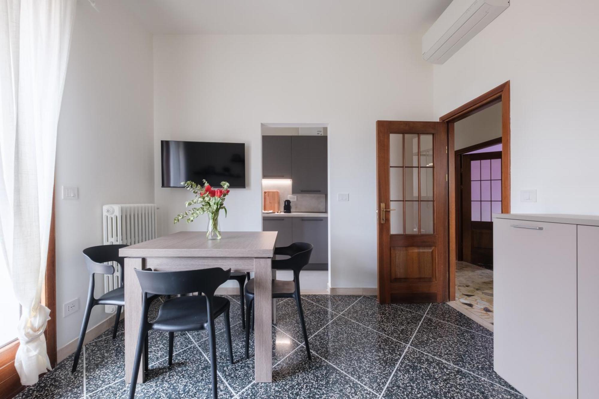 Oasis Of Tranquility Just Minutes From Downtown Apartment Bologna Bagian luar foto