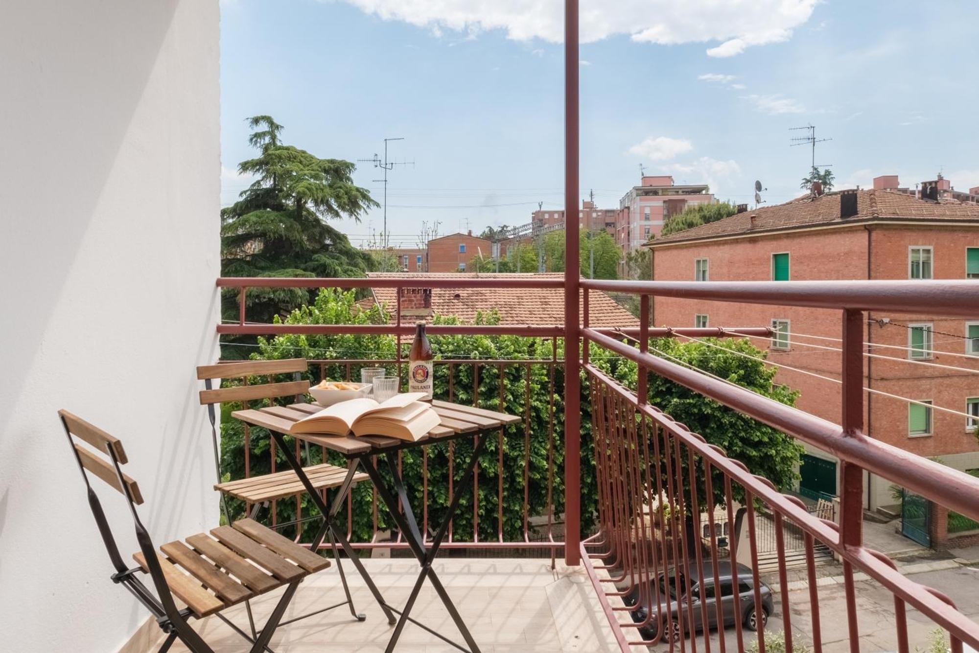 Oasis Of Tranquility Just Minutes From Downtown Apartment Bologna Bagian luar foto